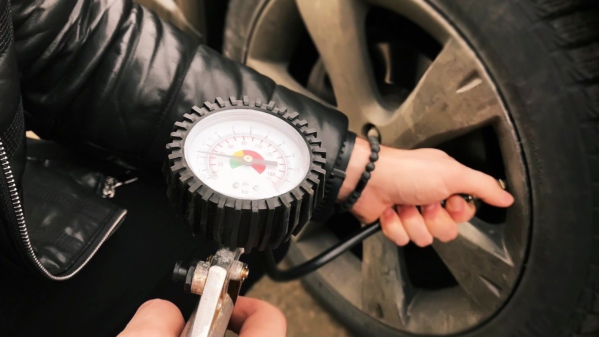 Car expert shares four tips to slash winter fuel costs - Diamond ...